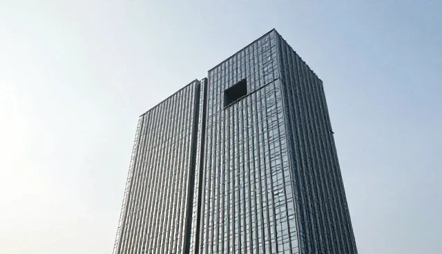 土建施工选型依据：性能与适用条件的比较分析